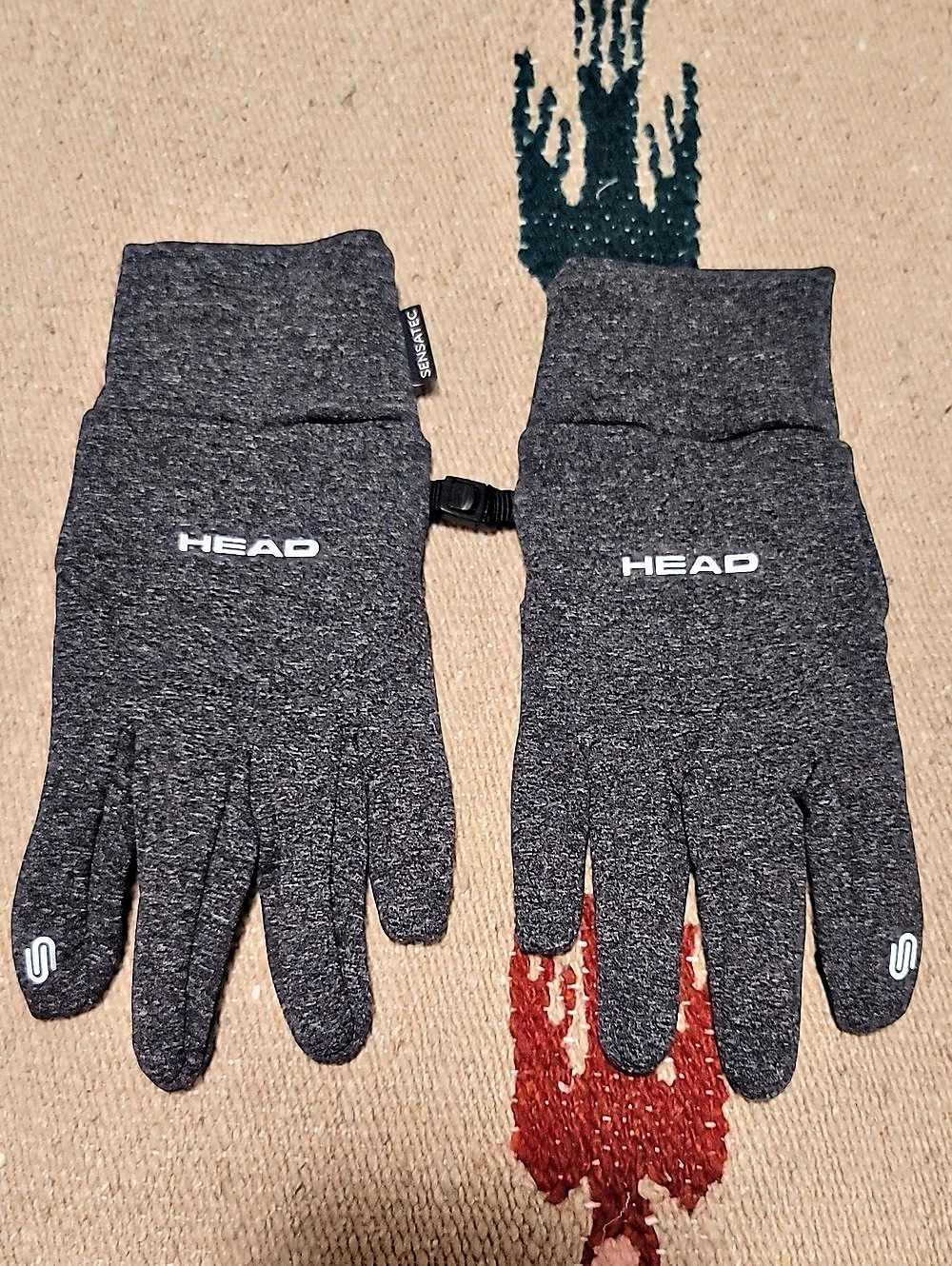 NWOT HEAD Mens Gray SensaTEC Athletic Activewear Stretch Fleece Running Gloves